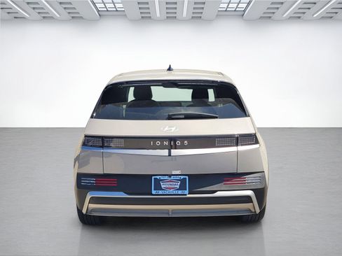 New 2026 Hyundai Ioniq 5 SEL RWD image 5