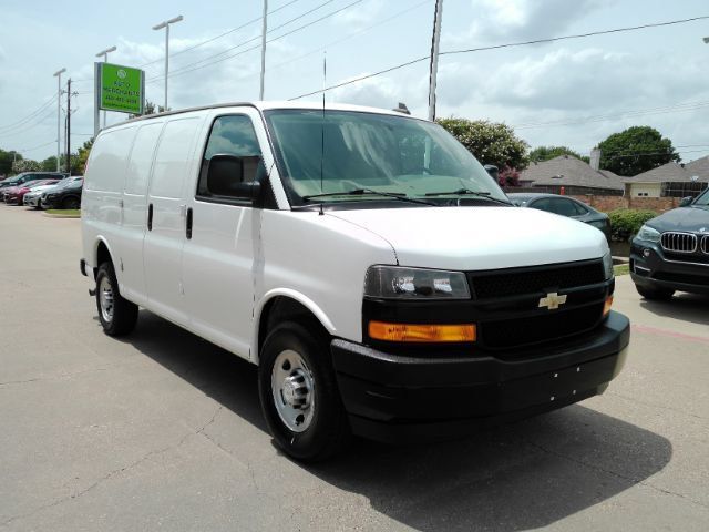 Used 2020 Chevrolet Express 2500 w/ Driver Convenience Package RWD image 3