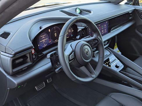New 2025 Porsche Macan Turbo Electric image 4