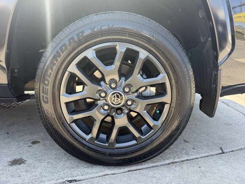 Used 2023 Toyota Sequoia Platinum AWD/4WD image 9