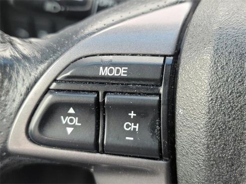 Used 2012 Honda Pilot Touring image 19