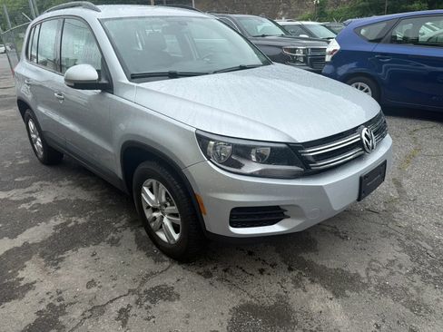 Used 2017 Volkswagen Tiguan S AWD/4WD image 1