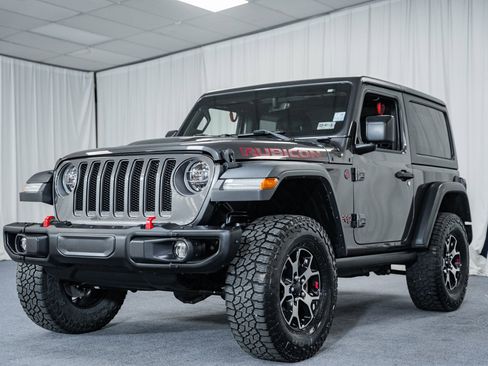 Used 2018 Jeep Wrangler Rubicon image 3