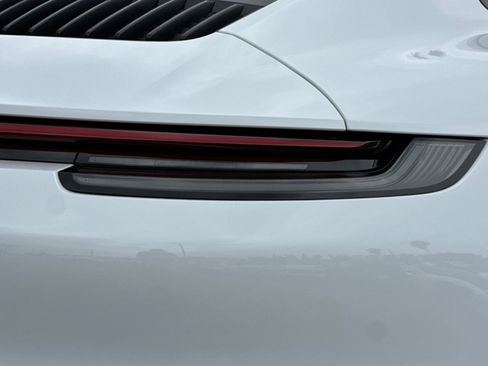 Certified 2022 Porsche 911 Carrera image 27