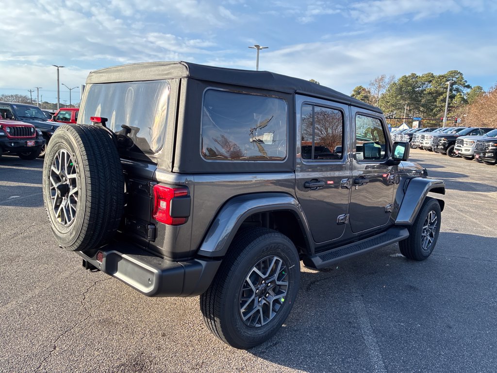 New 2026 Jeep Wrangler Unlimited Sahara AWD/4WD image 5