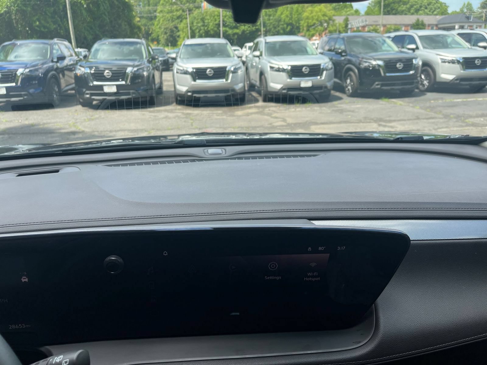 Used 2025 Buick Encore GX Preferred AWD/4WD image 19