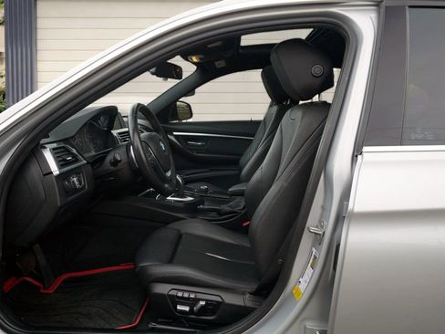 Used 2018 BMW 328d w/ Convenience Package image 17