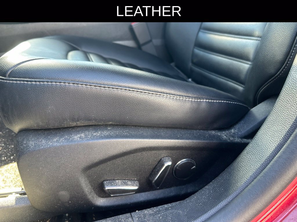 Used 2020 Ford Fusion SEL FWD image 10