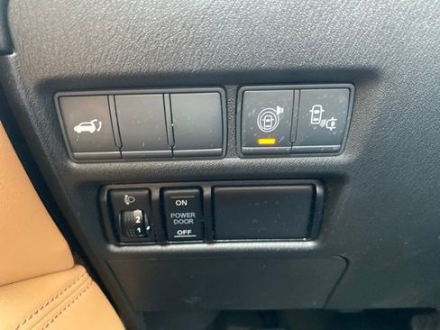 Used 2017 Nissan Armada Platinum w/ Captain Seat Package image 24