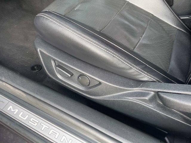 Used 2022 Ford Mustang GT Premium RWD image 20
