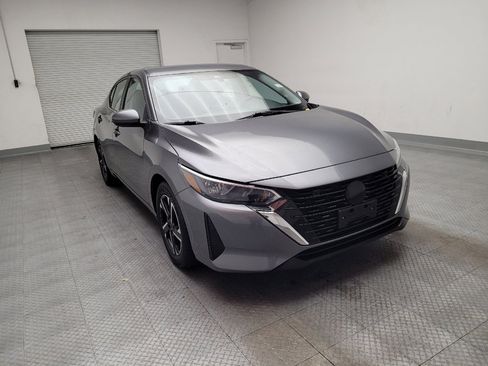 Used 2024 Nissan Sentra SV FWD image 13