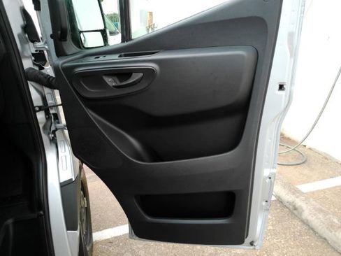 Used 2021 Mercedes-Benz Sprinter 3500 image 15