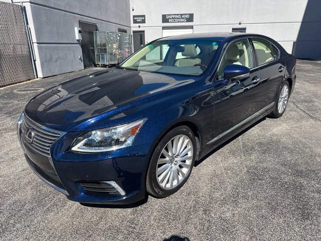 Used 2013 Lexus LS 460 AWD w/ Comfort Pkg image 7
