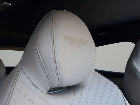 Used 2025 Aston Martin DBX 707 AWD/4WD image 21