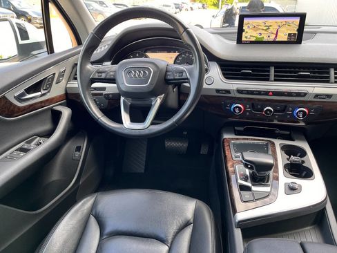 Used 2019 Audi Q7 2.0T Premium w/ Convenience Package AWD/4WD image 17