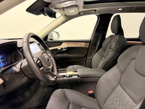 Used 2026 Volvo XC90 B6 Plus AWD/4WD image 12