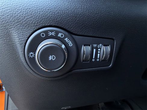 New 2026 Jeep Compass Latitude image 18