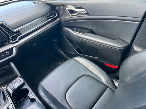 Certified 2023 Kia Sportage EX AWD/4WD image 13