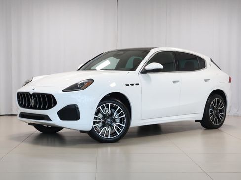 New 2025 Maserati Grecale GT image 1