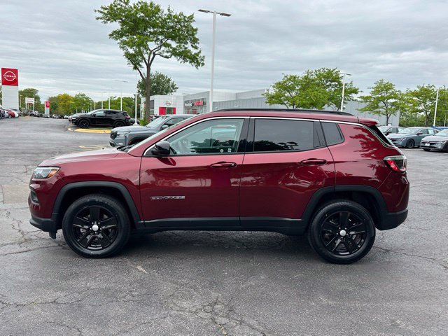 Used 2022 Jeep Compass Latitude AWD/4WD image 6
