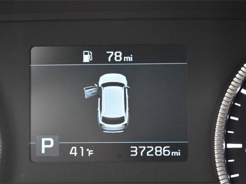 Certified 2022 Kia Telluride S image 24