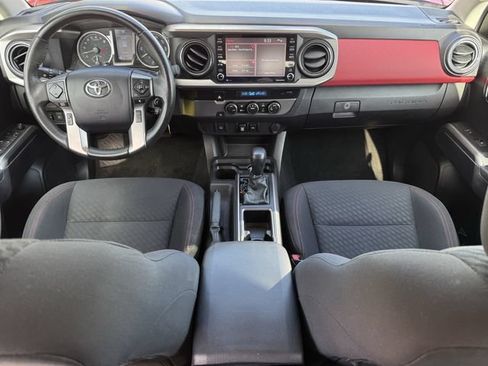 Used 2021 Toyota Tacoma SR5 RWD image 12