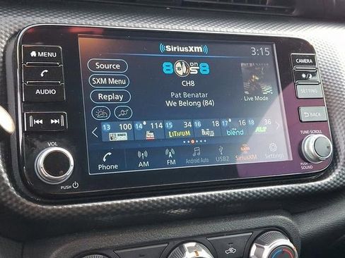 Used 2024 Nissan Kicks SV image 17