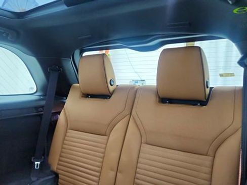 Used 2019 Land Rover Discovery HSE Luxury AWD/4WD image 35
