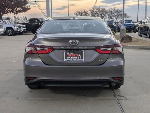 Used 2024 Toyota Camry LE image 7