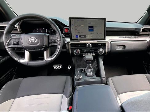 Used 2025 Toyota Tacoma TRD Sport RWD image 17