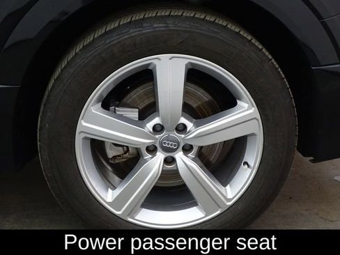 Used 2019 Audi e-tron Prestige w/ Prestige Package image 47