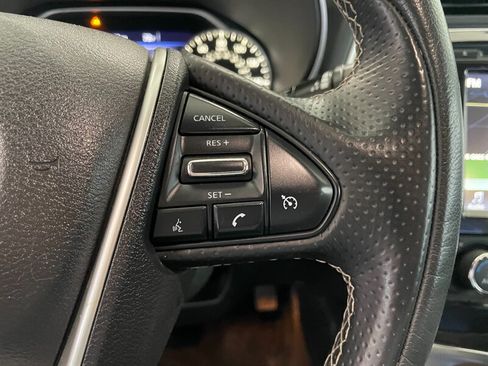 Used 2018 Nissan Maxima 3.5 SV FWD image 11