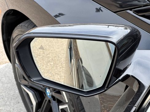 Used 2024 BMW iX xDrive50 w/ Premium Package AWD/4WD image 39