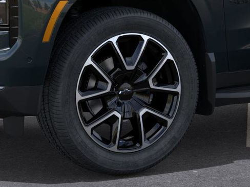 New 2026 Chevrolet Suburban RST w/ Comfort Package AWD/4WD image 26