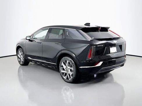 New 2026 Cadillac Optiq Luxury 1 w/ LPO, Floor Liner Package AWD/4WD image 5