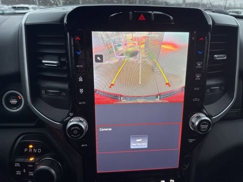 Used 2021 RAM 1500 Big Horn image 16