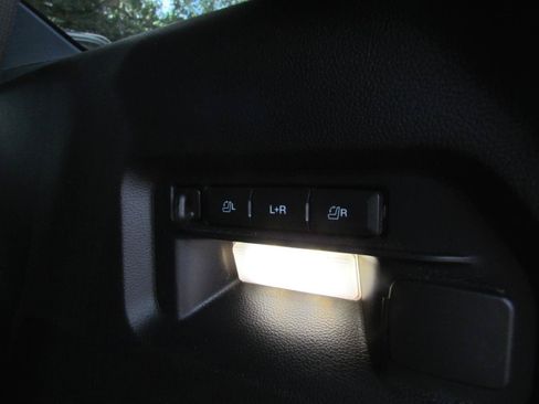 Used 2022 Ford Explorer ST w/ Equipment Group 401A AWD/4WD image 36