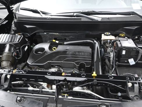 Used 2023 Chevrolet Equinox LS FWD image 15