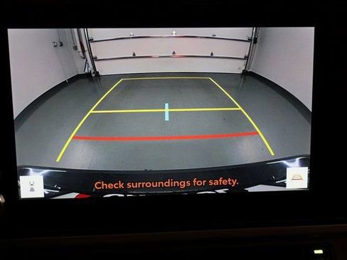 Used 2025 Toyota Camry SE image 26