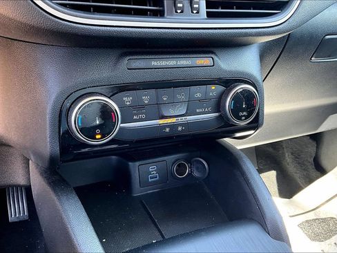 Used 2022 Ford Escape SE w/ Convenience Package AWD/4WD image 21