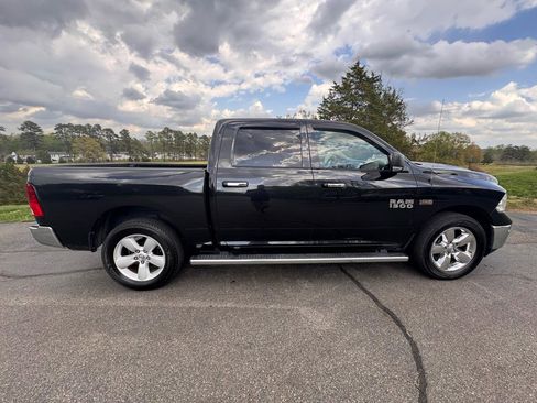 Used 2016 RAM 1500 Big Horn AWD/4WD image 37