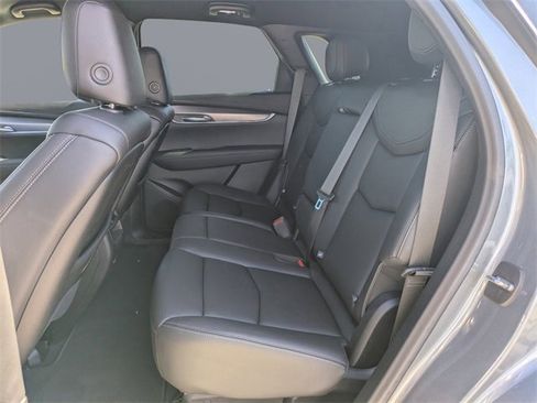 Used 2022 Cadillac XT5 Luxury image 14