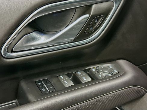 Used 2024 Chevrolet Tahoe Premier image 15