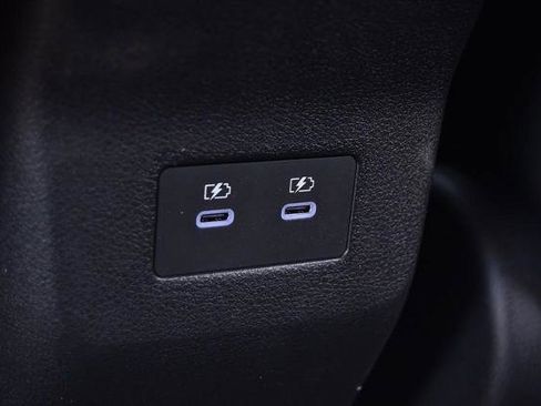 New 2025 Nissan Kicks SR image 26