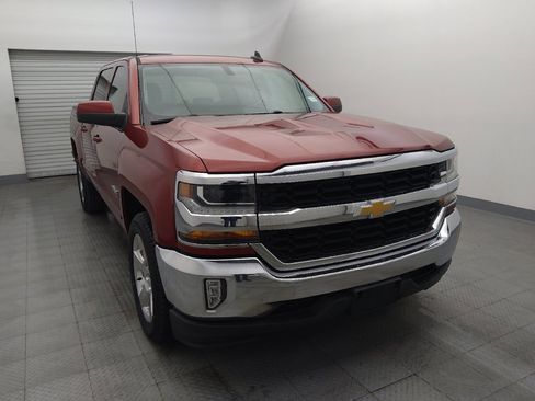 Used 2018 Chevrolet Silverado 1500 LT w/ Texas Edition image 14