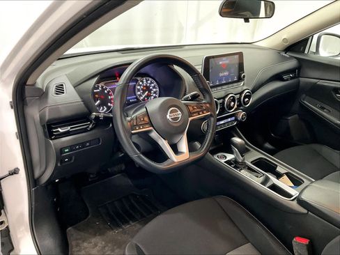 Used 2020 Nissan Sentra SV w/ Trunk Package image 8