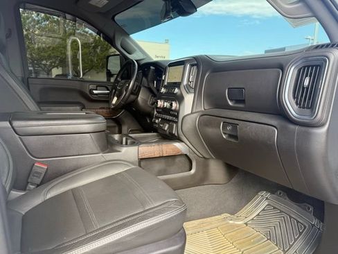 Used 2021 GMC Sierra 2500 Denali w/ Denali Ultimate Package AWD/4WD image 14