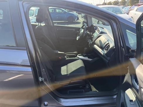 Used 2018 Honda Fit Sport image 26