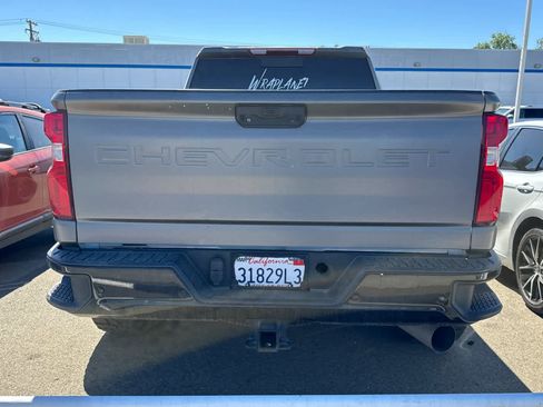 Used 2020 Chevrolet Silverado 2500 LTZ w/ LTZ Plus Package image 5