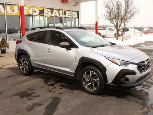 Used 2025 Subaru Crosstrek 2.0i Premium AWD/4WD image 3